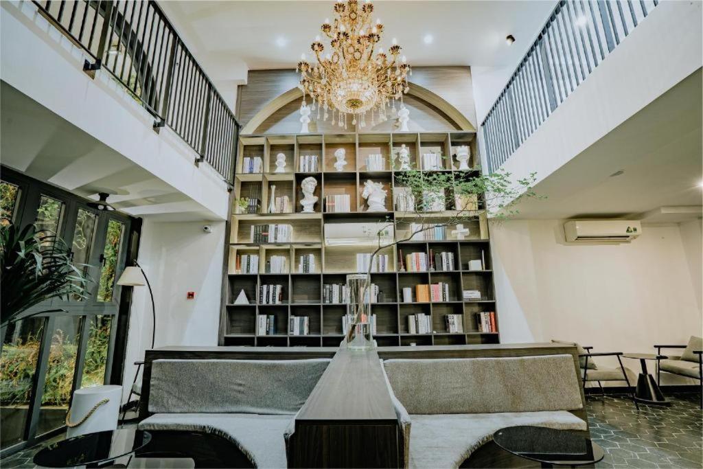 Apartment Mint - 22 Do Quang Dau, Q1 - By Bay Luxury